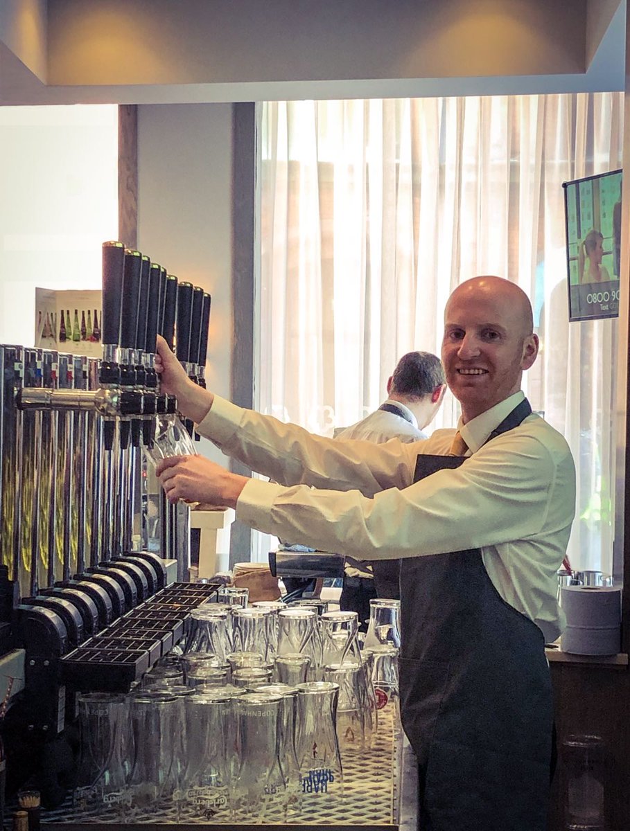 MaldronBelfast's tweet photo. Say Hello to Kieran our talented barman who will be happily pouring pints for all our lovely guests today in the grain & grill bar! πΊ Cheers!
#FriendlyStaff #MakeItMaldron #MaldronBelfastCity https://t.co/5nTT5JnBZC