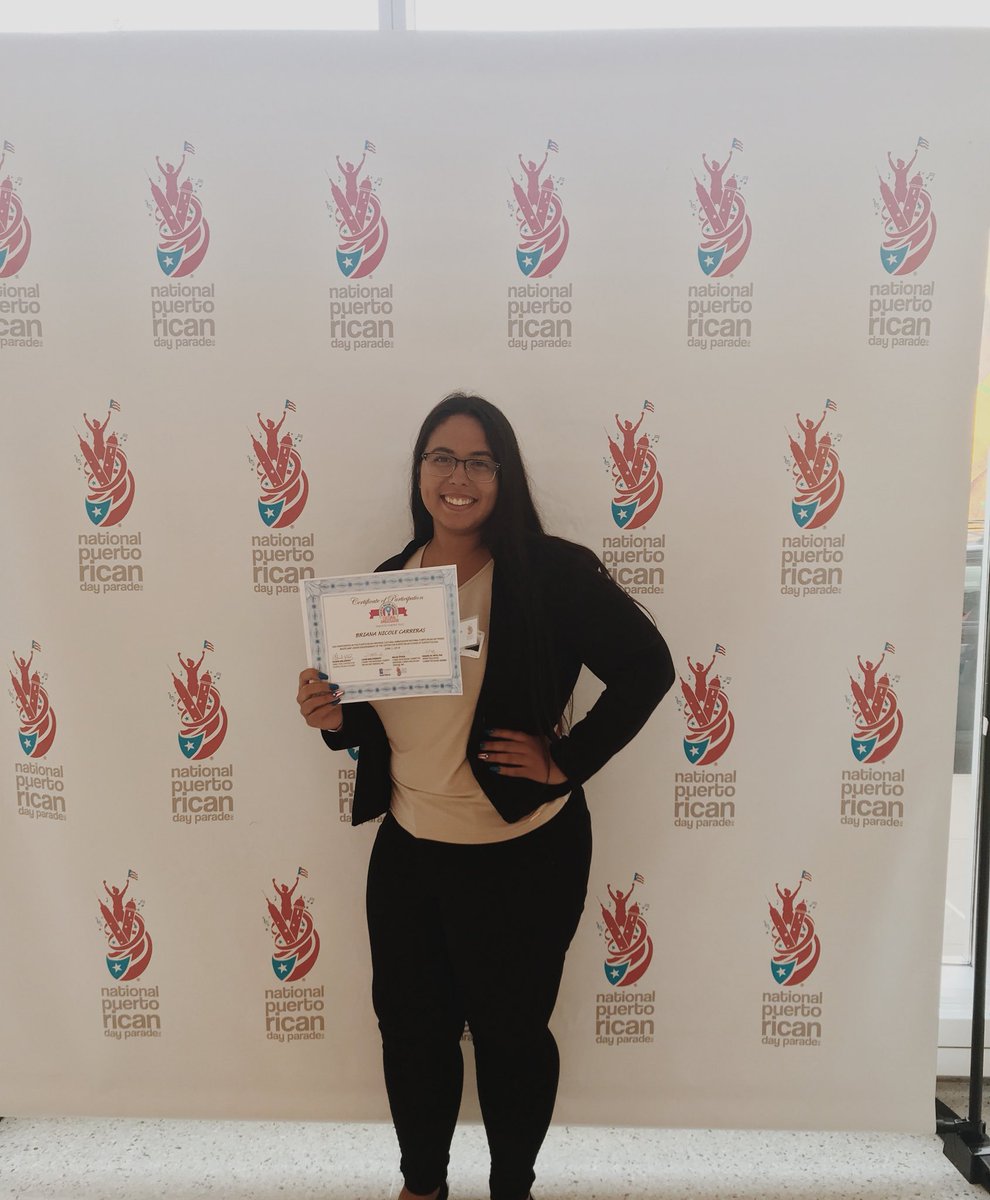 lambdapichi_xi's tweet image. A huge congratulations to our Hermana Briana Carreras for being one of the scholarship recipients who were chosen by the Board of Directors of the National Puerto Rican Day Parade!  🇵🇷 Prrrraaiii! #laculturalatina #NPRDP #Peepthenails