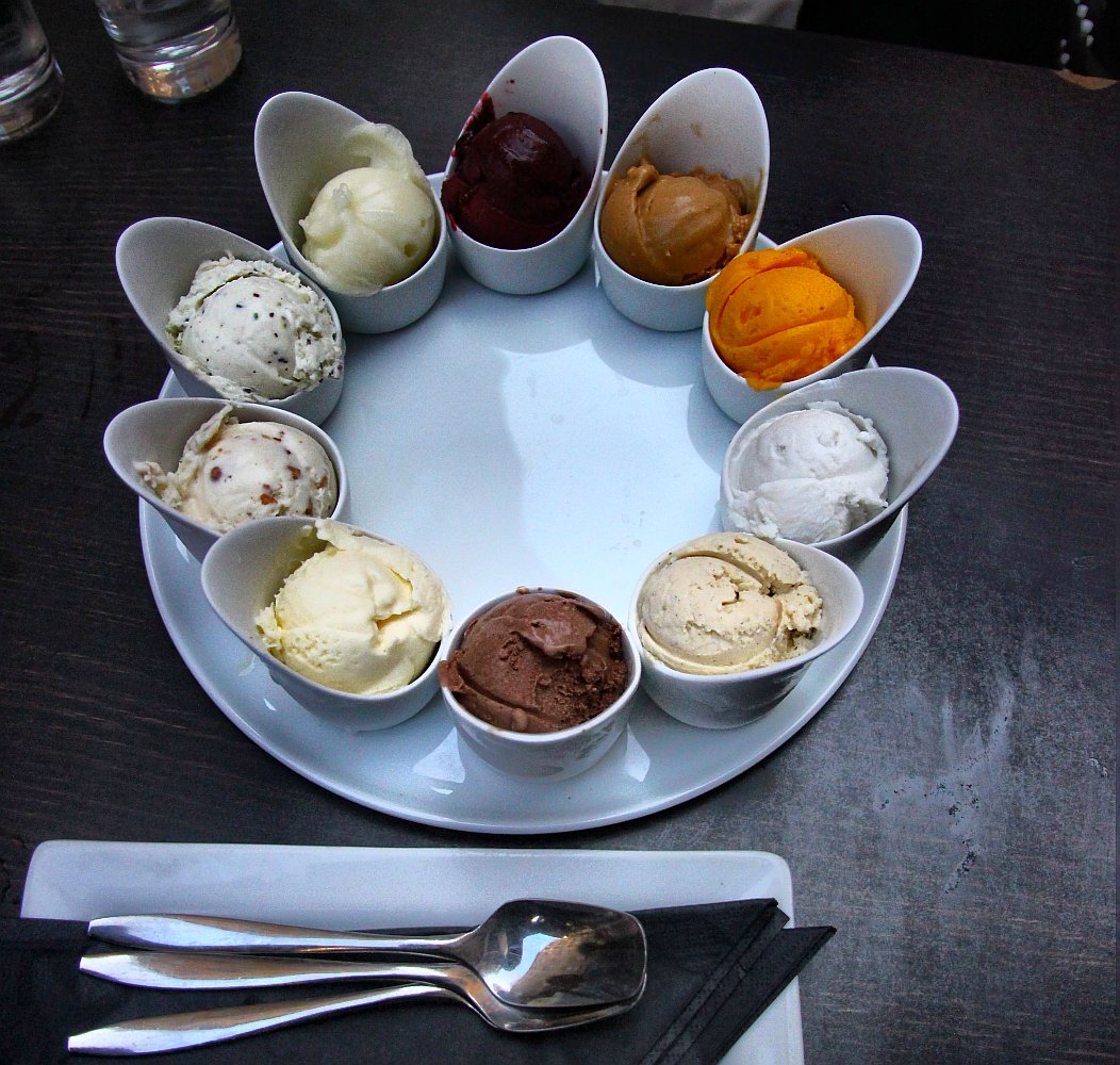 SudEstForum2018's tweet photo. Cea mai bună ȋngheţată din lume….EVER ! - The best ice cream in the world ... .EVER!
https://t.co/a4O9VNSQBk
#icecream #Lyon #France #travel @SudEstForum2018 #cornelgingarasu #LevieuxLyon #TerreAdélice #bio #sorbet https://t.co/bN1nYMcKoa