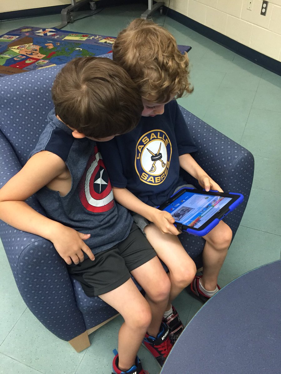 LPSStormWatch's tweet photo. Our kinders are exploring our database PebbleGo independently! They r researching what personally interests them! #studentdriveninquiry @gecdsbpro #librarymatters https://t.co/C0VImg5VlX