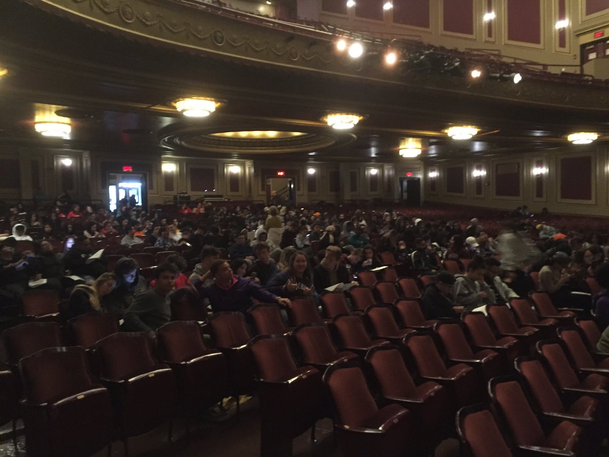 principalbarr's tweet image. Easy does it ... Only rehearsal for @ClassicalHSPVD class of 18&apos;  ..Go Purple!  Tonight at 6:30!  @classicalhsaa