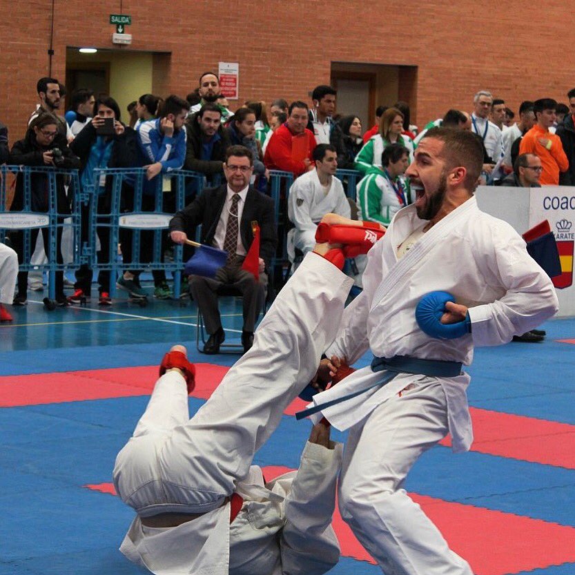 Matias_Gomezz's tweet photo. ¿Y para ti, cuál es la motivación para esta nueva semana?
👐🏻😁🥋👣🆕
🔺🔺🔺¡Feliz lunes!🔺🔺🔺

#MatiGomezz #MG60 #MatiGram #Karate #Kumite #KarateAttitude #MatiAdventure #KarateAdventure #EspKarateTeam #MartialArts #TeamESP #OnTheWay #TBT #MondayMotivation #OneDreamOneWay https://t.co/5H5lKQITDV