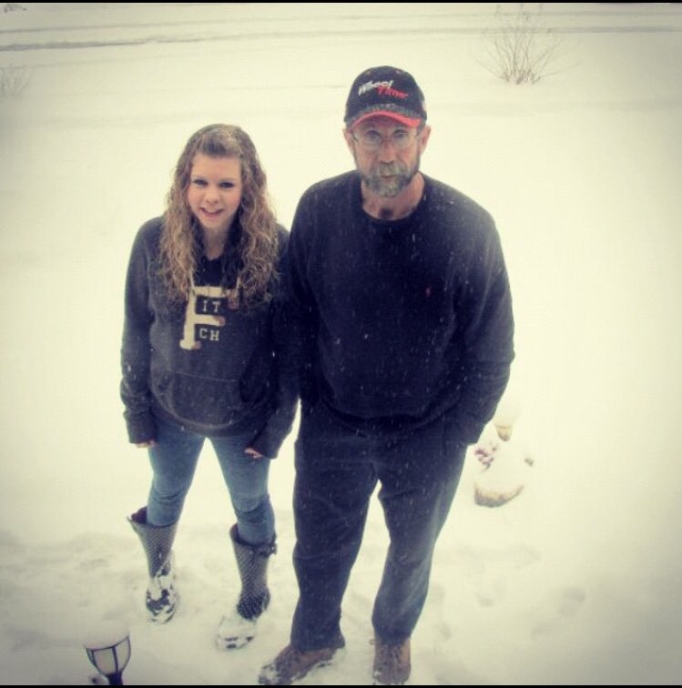 CA55_A55's tweet photo. To the most rad dad ever. I love and miss you ❤️⚓️ #060411 #ripdaddyo https://t.co/xvNiDcCWYu