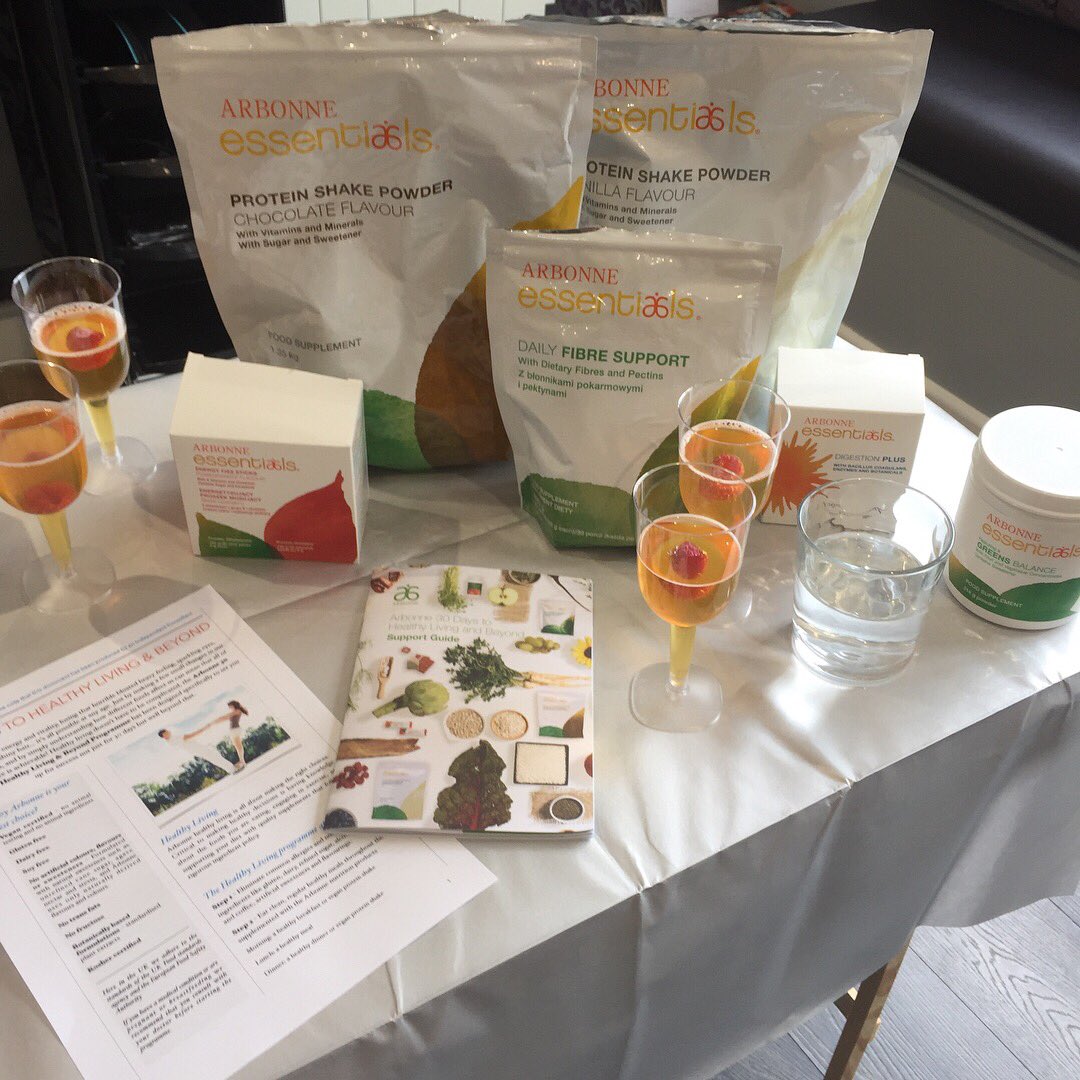 Charlot_Hunter's tweet photo. Great afternoon sharing the 30 days to healthy living plan, educating people on good nutrition, clean eating and leading a healthy lifestyle #HealthyLiving #Arbonne #lifestyle https://t.co/l0OUKNcewY