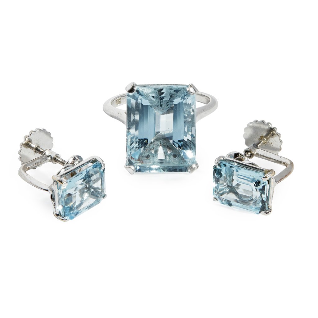 LyonandTurnbull's tweet photo. Knock those #MondayBlues out of the park with these #aquamarine and #tanzanite sparklers! Coming up in our #Jewellery &amp; Watches auction this Wednesday, 06 June.  Visit and try on in #Edinburgh or explore online now https://t.co/lzYqa33Hqg https://t.co/R5DbZYrEIz
