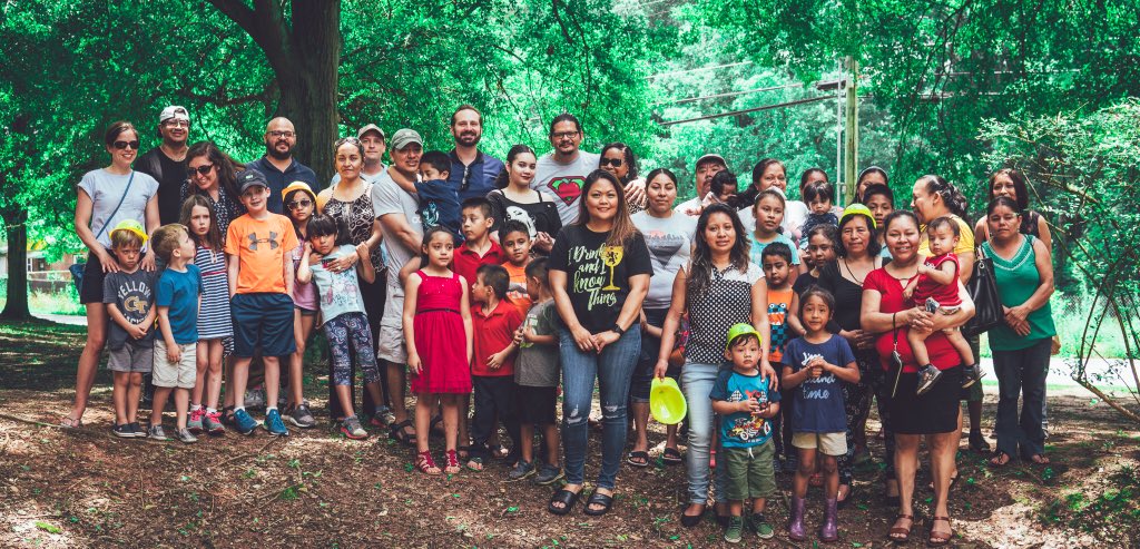 isabelcgonzalez's tweet photo. The first hard hat tour at #sarajgonzalezpark saw families and neighbors come out to learn about the pioneering Atlanta park & its mission of diversity and inclusion. Gracias @ElRicardoMiguel #danielcalvert #patrickhand for making it a huge success! #atlwestside #firstLatinopark https://t.co/WoxgD4ivx7
