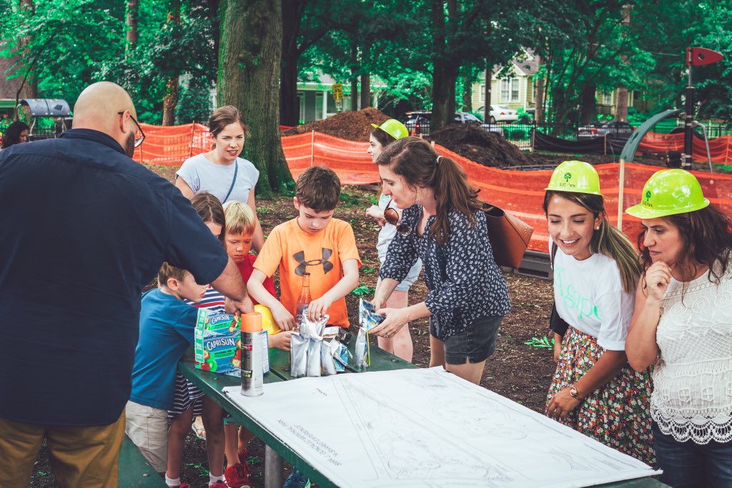isabelcgonzalez's tweet photo. The first hard hat tour at #sarajgonzalezpark saw families and neighbors come out to learn about the pioneering Atlanta park & its mission of diversity and inclusion. Gracias @ElRicardoMiguel #danielcalvert #patrickhand for making it a huge success! #atlwestside #firstLatinopark https://t.co/WoxgD4ivx7
