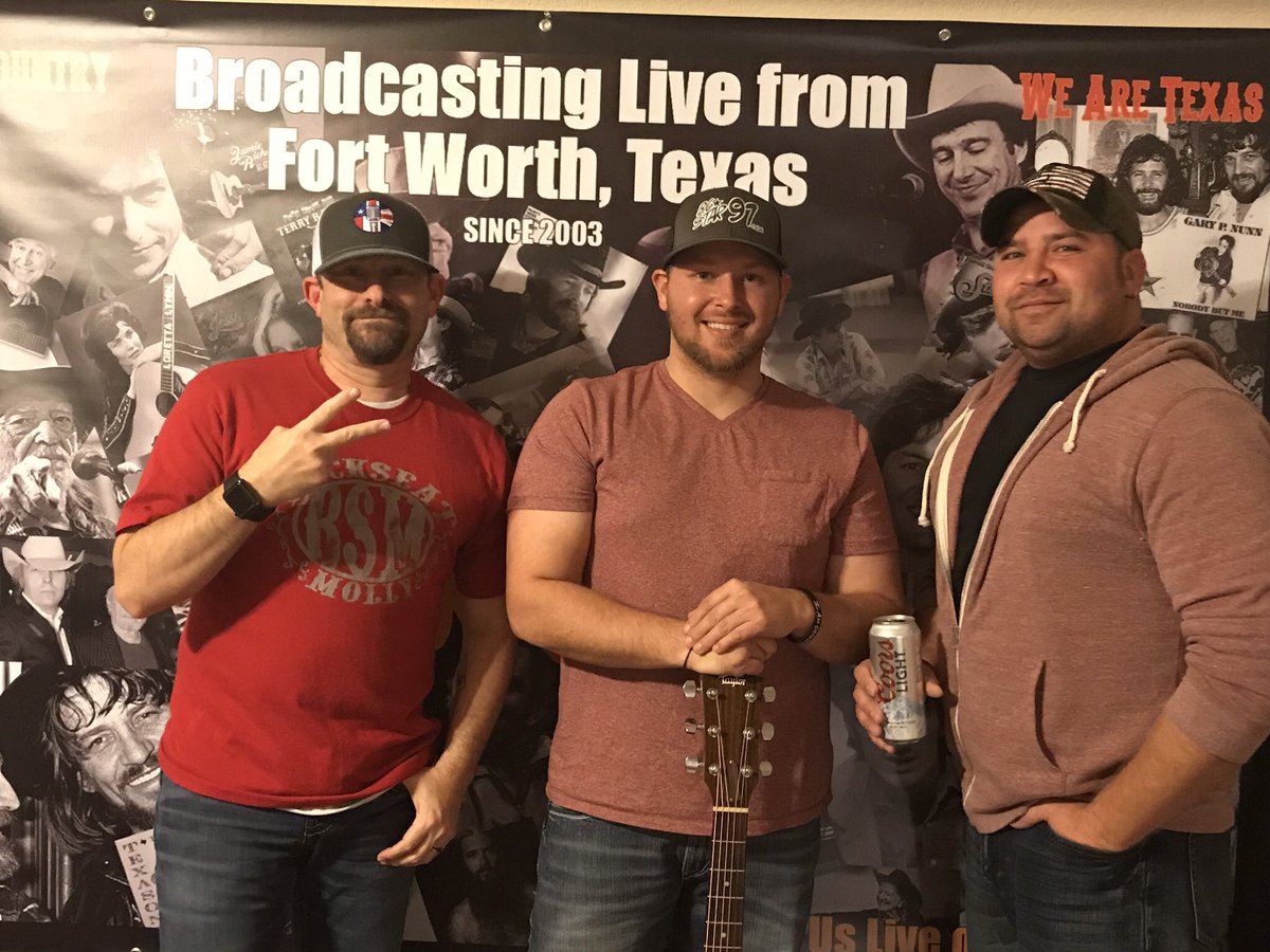 DJPhilipCorder's tweet photo. Rex Allen @Rockhound0 https://t.co/RNQCrcqoCF