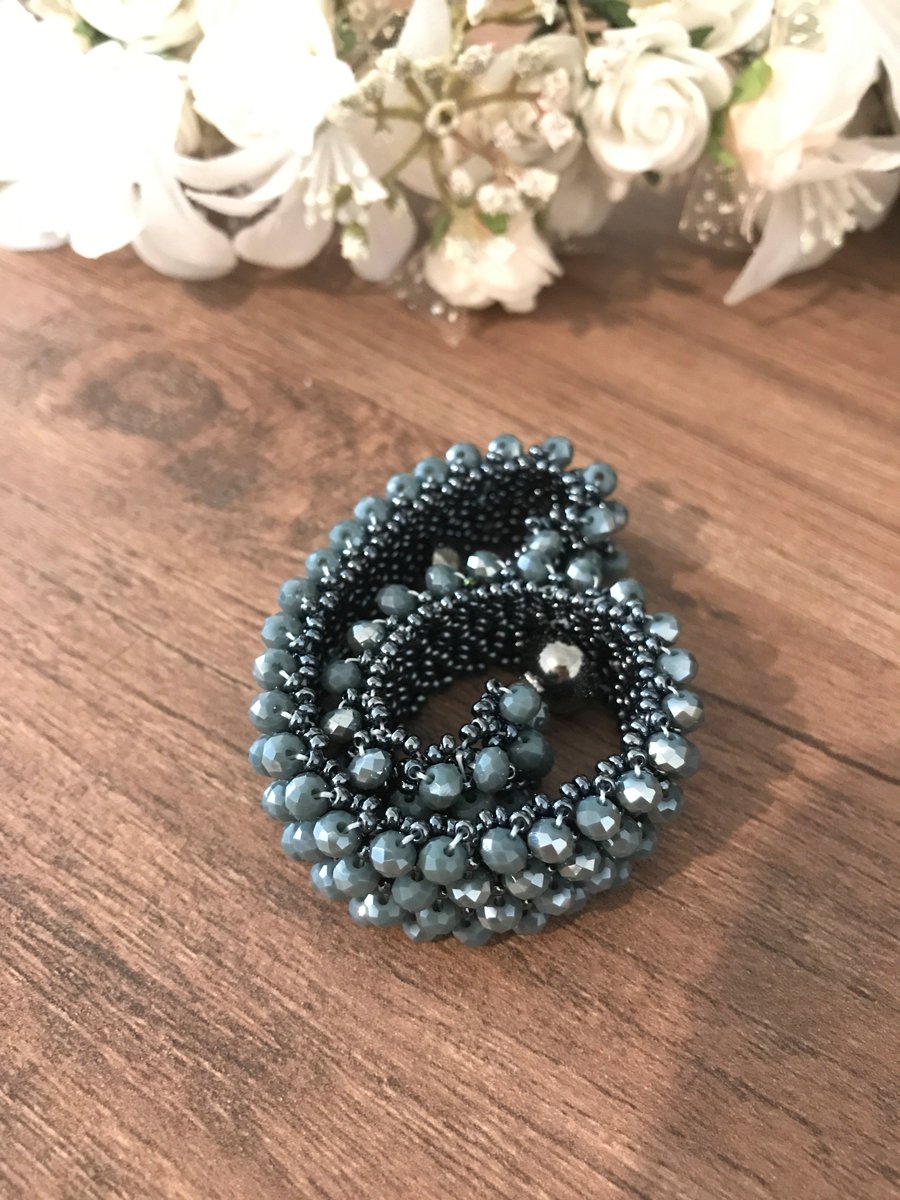 Yeni Bileklik Modelimiz...
👉goo.gl/1DKAQf
#elyapimi,#handmade,#kristalboncuk,#kumboncuk,#hapishaneisi,#kolye,#taki,#accesorie,#accessories,#kolyeucu,#takı,#jewellery,#design,#designer,#boncuk,#bead,#elemeği,#bileklik,#wristband