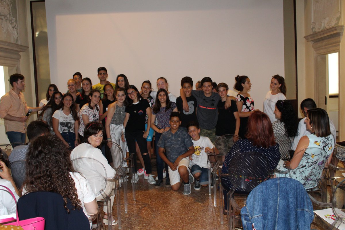 The #MEDES Week ended with huge success! 👏 Fully booked all the #workshops ✅ thanks to the high quality guests and speakers, including the founder of the #HumanisticMediation methodology, Jacqueline Morineau 👨‍👨‍👦‍👦 #schoolmediation <a href="/EUErasmusPlus/">Erasmus+</a> <a href="/Erasmus_Project/">Erasmus+ Projects</a>