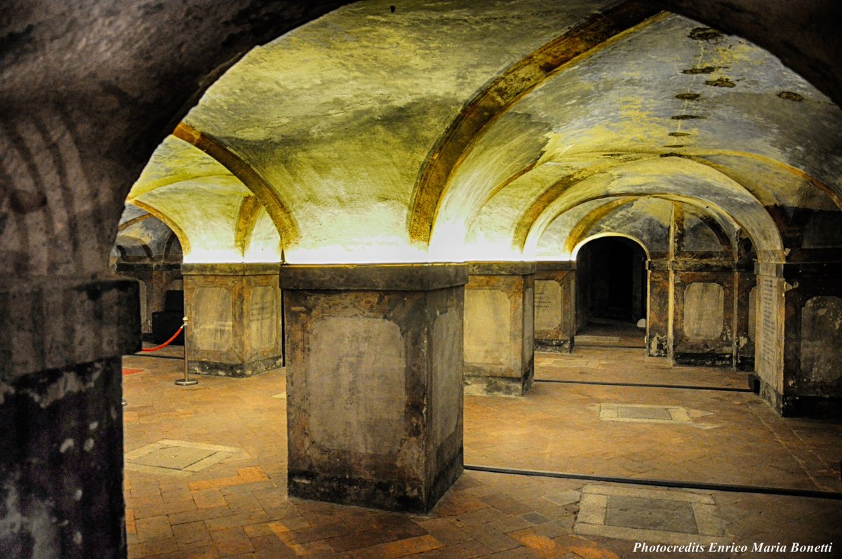 UnconvTour's tweet photo. I segreti della Cà Granda e di #Milano con visite in stile "CSI" alla Cripta e al Sepolcreto https://t.co/ZVEwmJyUUJ @visitorcity #CultCity @tweetsmilano #visitlombardia @Virgilio_Milano @Italia_Turismo_ #art #cultura #eventi #IlSensoDellArte #Milanoinsolita #incollaborazionecon https://t.co/zJHp4ZIrOy