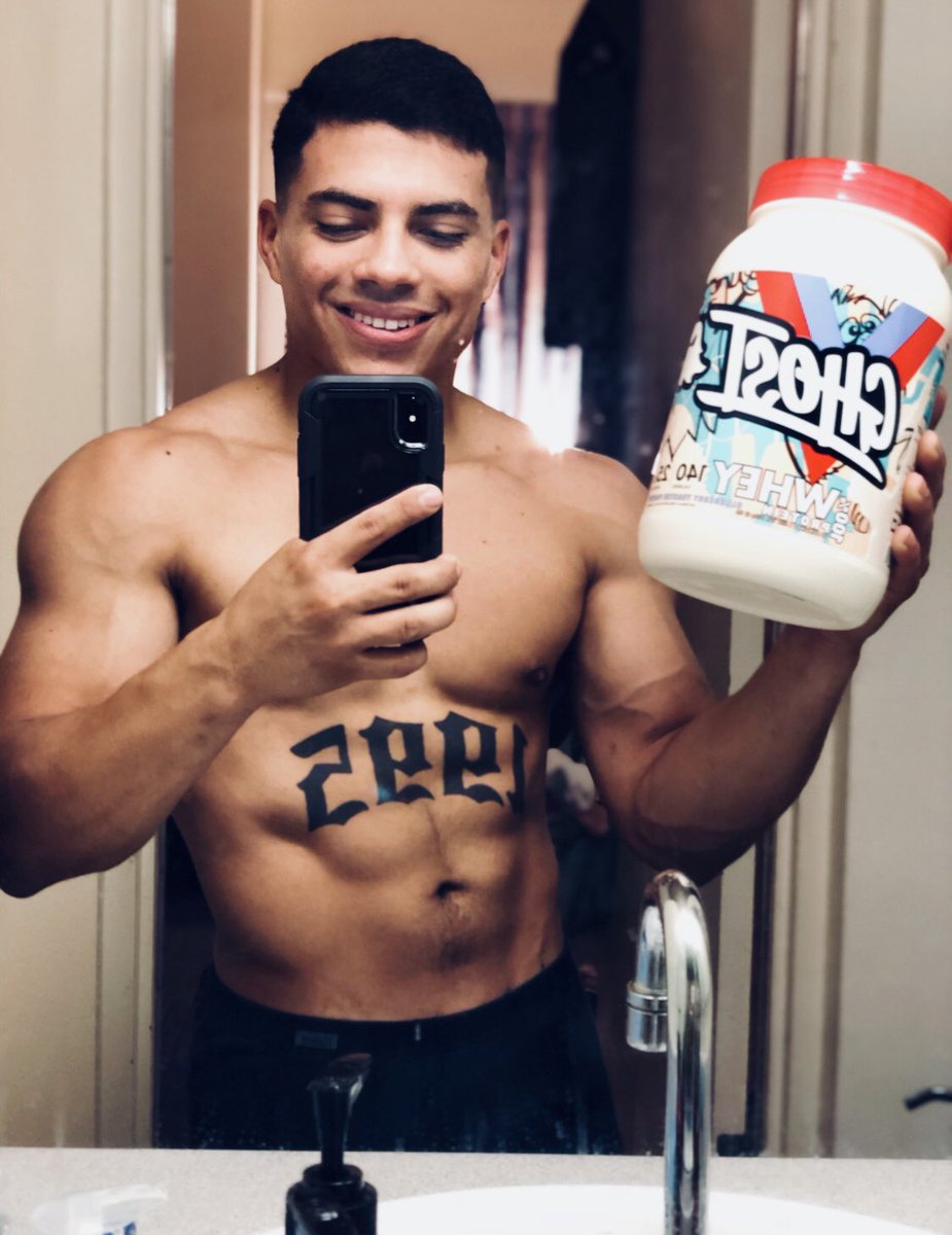 infamoustbo's tweet photo. @GhostLifestyle protein is by far my favorite! #gainzilla https://t.co/clu3AWBE33