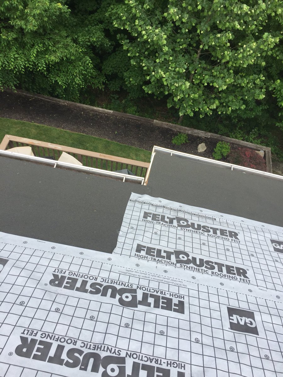 PettiConstruct tweet picture