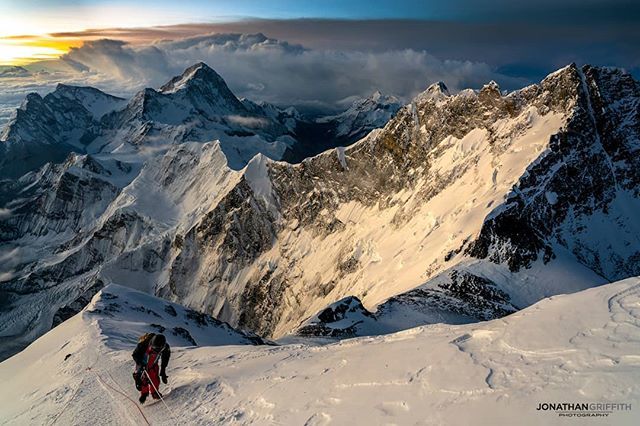 Jonathan Griffith tweet media