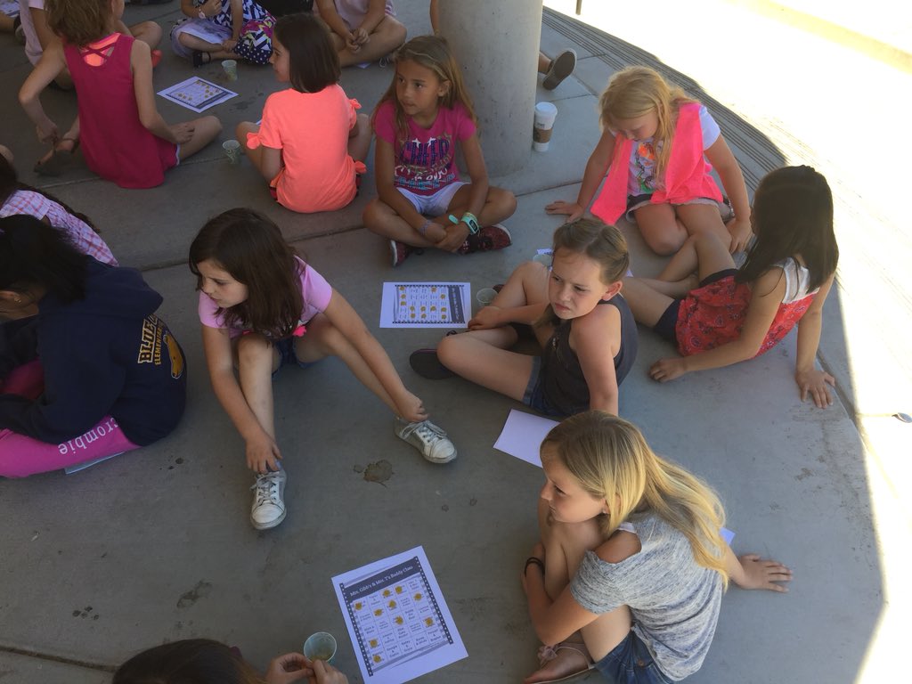 TeachMrsGibbs's tweet photo. Playing “Big Buddy Bingo” with our third grade buddies. Thank you Mrs. T’s class for a great year! @Mrs_Tavernetti @rcsdblueoaks https://t.co/fxbj76YIPZ