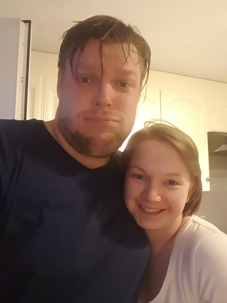 MerlioSam's tweet image. Week 7 run 1 done. Another 25 minutes and just under 5k including the warm up and warm down. Getting closer now! And wifey hugs too! #CouchTo5K @bbcgetinspired
