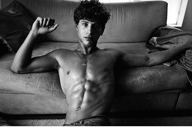 boohoo's tweet photo. So we've found Eyal's Instagram... 😱😍❤️ you're welcome! #LoveIsland https://t.co/A4JbMUTikB