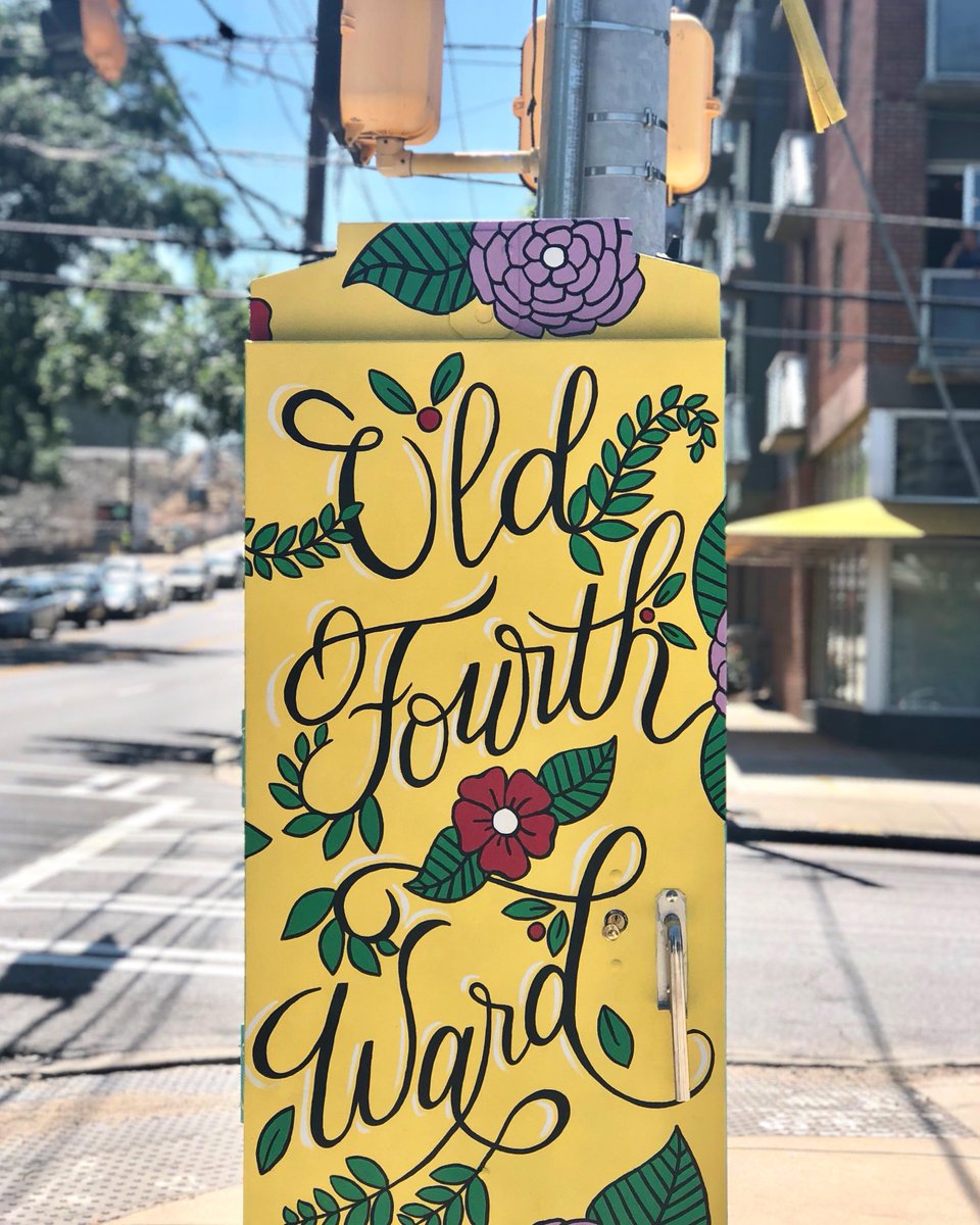 superluxatl's tweet photo. We're loving all the new art popping up in our neighborhood the #oldfourthward! Have you spotted all the recent gems?! This is one of our new favs, cause' #yellow, obviously. #weloveatl #MondayMotivation https://t.co/BRFWIaXCHt