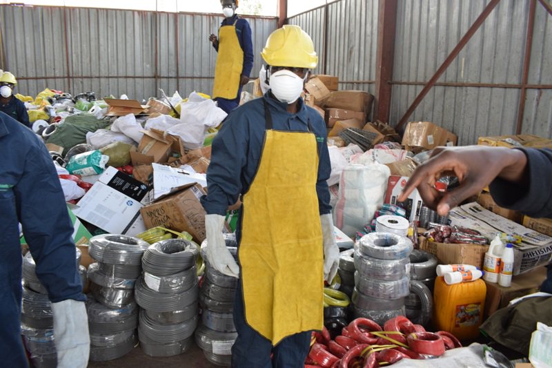 CropLifeKenya's tweet photo. The Agrochemicals Association of Kenya (AAK) participated in the event organized by the Anti-Counterfeit Agency (ACA) to witness the destruction of Counterfeit goods valued at Sh37 million in Athi River. @kwabwire @AmuyunzuP @ACAKenya  https://t.co/gmeW32CNRX https://t.co/L2JoAP3XRI