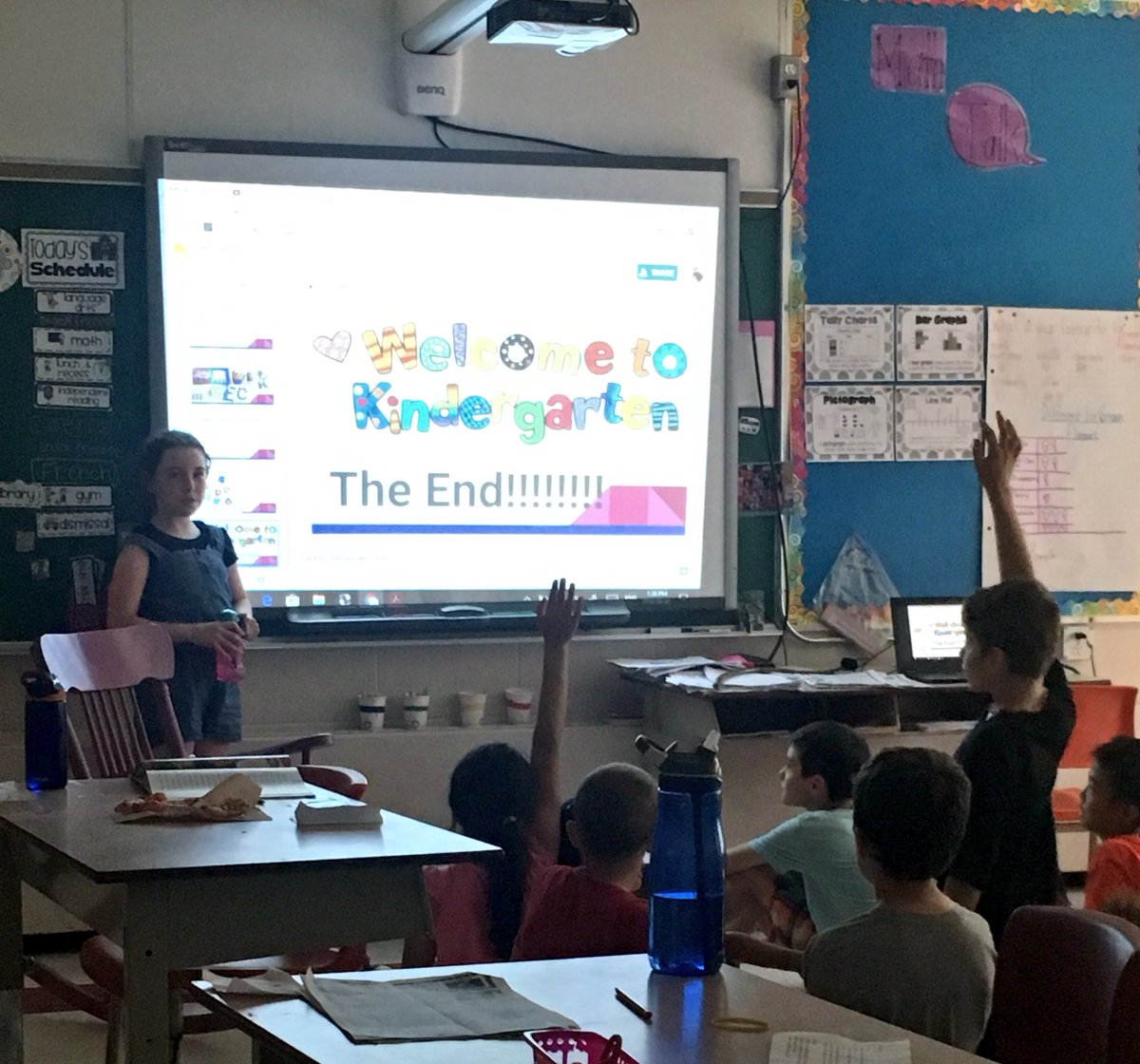 MrsDorsey_ocsb's tweet photo. Some fantastic presentations on future careers! Teachers, veterinarians, politicians, Electrical engineers and youtubers just to name a few! 👩🏽🏫��🏼🔬👨🏽🚒👩🏼🔧 Students now know more about what these goals will take in the real world! #SJAndpl https://t.co/iJE6O0IiZf
