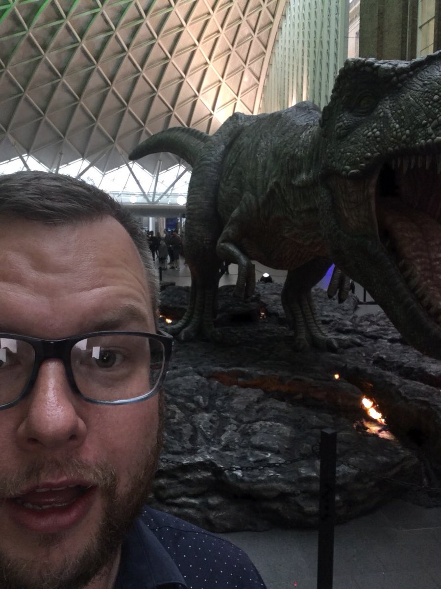 MattBolton82's tweet photo. Dinosaurs are here! #jurassiclondon https://t.co/e1s9q3svEK