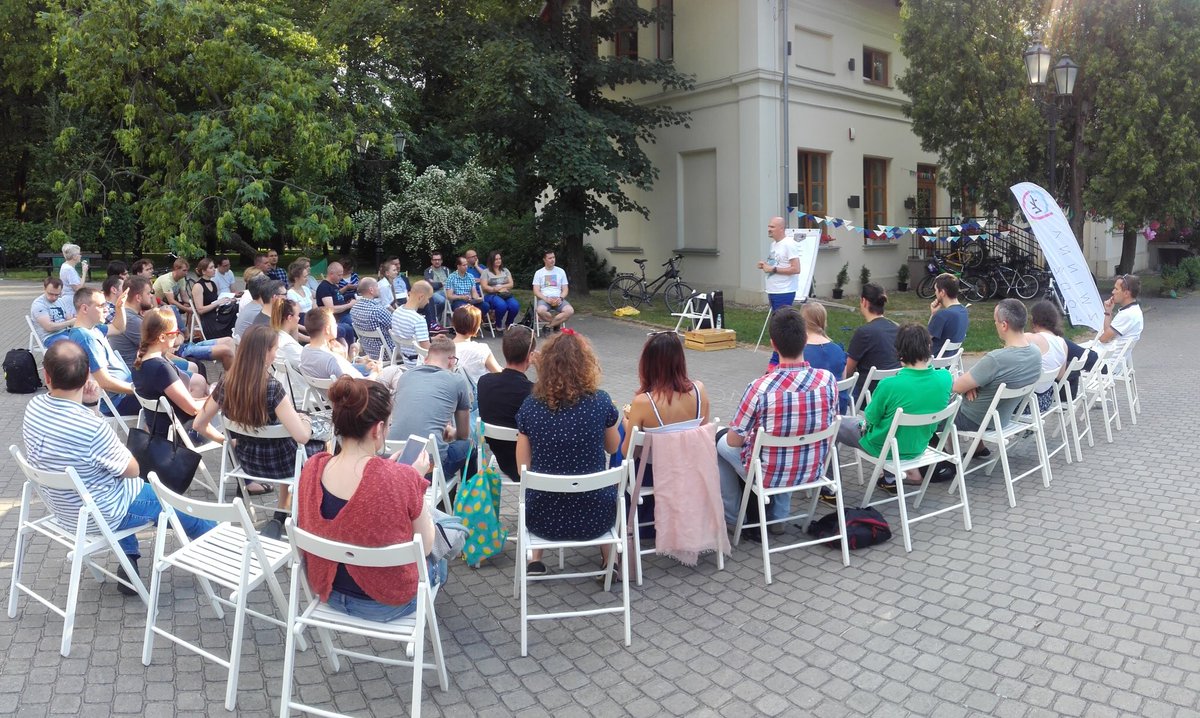 No i proszę. <a href="/tomek_pawlak/">Tomek Pawlak</a> przebił rekord fekwencji spotkań <a href="/ZwinnaLodz/">Zwinna Łódź</a> outdoors :) #wiosna #nowldz