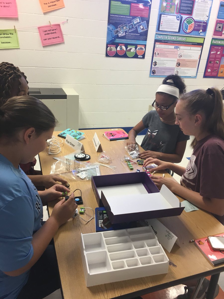 bjomeredith's tweet photo. Inventing early on Monday at the Rutherford Works Girls in STEM Camp!  @RuthWorksTN https://t.co/KlhQOcvyau