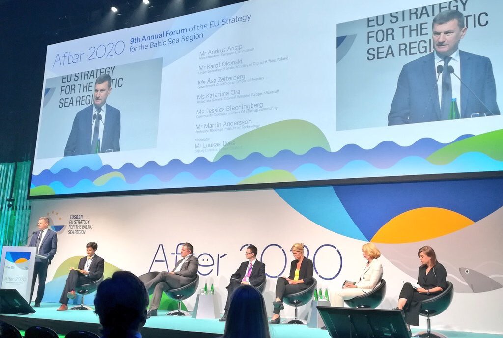 asazetterberg's tweet photo. Thanks for an interesting discussion on Baltic Sea Region Annual Forum #EUSBSR, Tallin - on how our region can advance as a global digital hub #digitalnorth and the need for collaboration. #EUSBSRafter2020 #smartsweden
@EUSBSR @Ansip_EU @jessicableching @luukasilves @Naringsdep https://t.co/wKkd1l48NV
