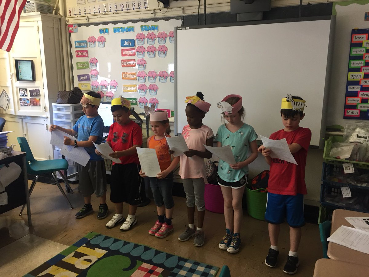 JillianFormosa's tweet photo. First graders had a blast performing their scripts from Reader’s Theater! #readersworkshop https://t.co/eX7XNqEDhF