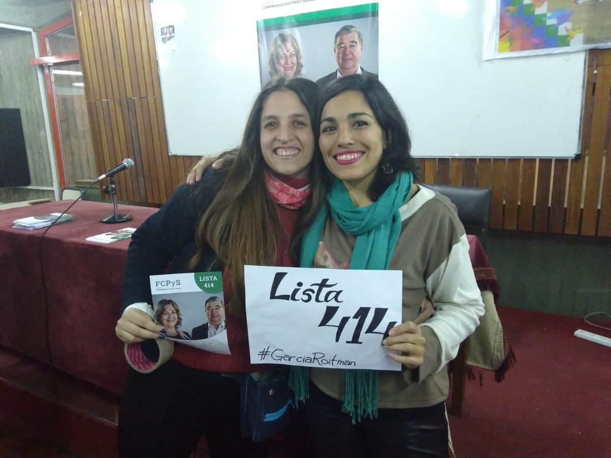 GarciaRoitman's tweet photo. #SubiteALa414 #GarciaRoitman #FCPySlista414
Gracias @SolFrasca 💚💚 https://t.co/xmuFP9lpgw
