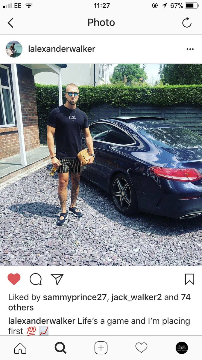 LiberumParadiso's tweet photo. Tropez off out for the day. Who said they were just swimshorts🤷🏻‍♂️ https://t.co/ennIA3eI6y