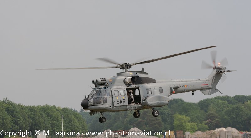 Phantomaviation's tweet photo. Final week of the #APROC2018 exercise at Gilze-Rijen Air Base.
Departures of @spairforce #AS332 @ItalianNavy and @ItalianAirForce #EH101 and arrival of the @Forsvarsmakten #Hkp16 https://t.co/H8z4dJKvhT
