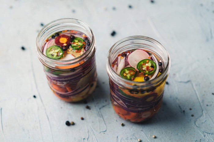 theveggiebullet's tweet photo. Paleo Pickling

You can make your own pickled vegetables at home with minimal time and effort, but maximum taste and nutrition.

https://t.co/oaeySDe8kN https://t.co/rb7iGZ4oMy