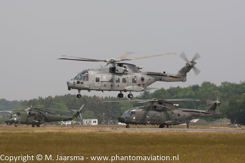 Phantomaviation's tweet photo. Final week of the #APROC2018 exercise at Gilze-Rijen Air Base.
Departures of @spairforce #AS332 @ItalianNavy and @ItalianAirForce #EH101 and arrival of the @Forsvarsmakten #Hkp16 https://t.co/H8z4dJKvhT