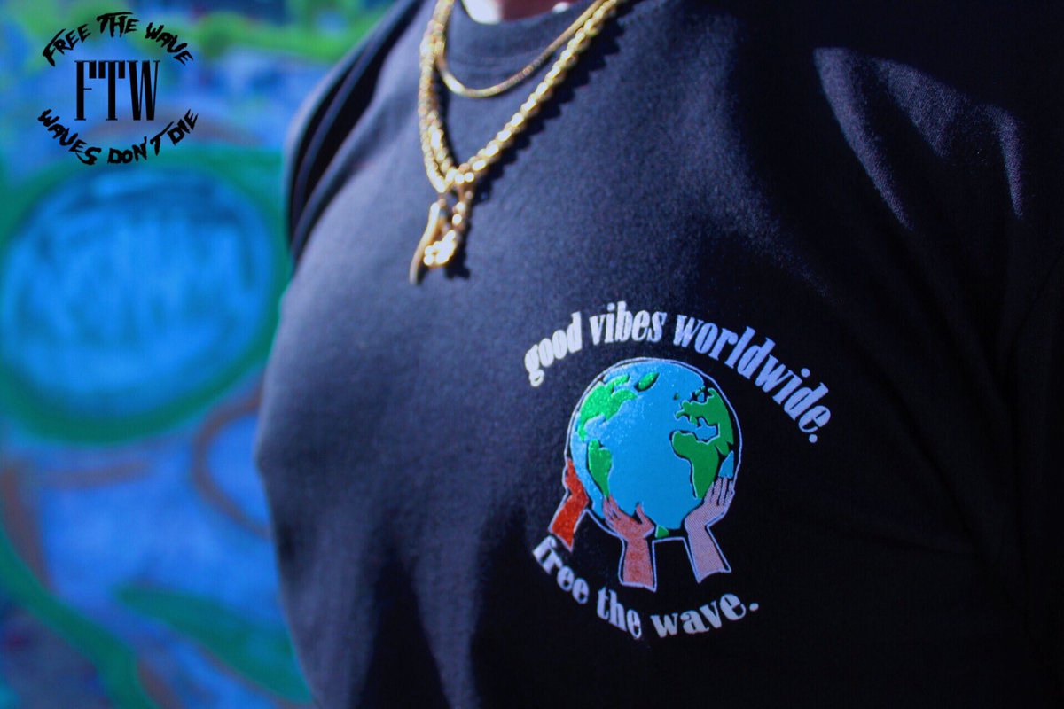 freethewaveAL's tweet image. They’re here.
Spreading Good Vibes and Unity within the new generation with the UNITY Tee.
Shop freethewaveal.bigcartel.com/product/unity-… or directly contact @nxgelUNO for more information.
#FreeTheWave 
#SupportTheWave 
🌊🌊🌊