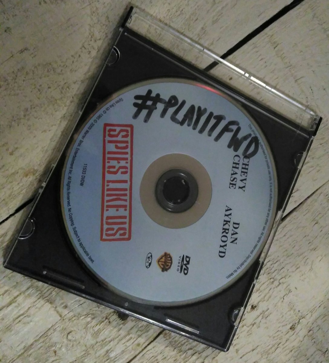 MovieCriticSA's tweet photo. Write #PlayItFWD on a DVD you want to set free, put it in a protective case/sleeve and send it into the world telling the person you give it to, that they need to play-it-forward by passing it on once they've watched it... and so on! 
#spieslikeus #chevychase #danaykroyd https://t.co/JP6TwMqk7s