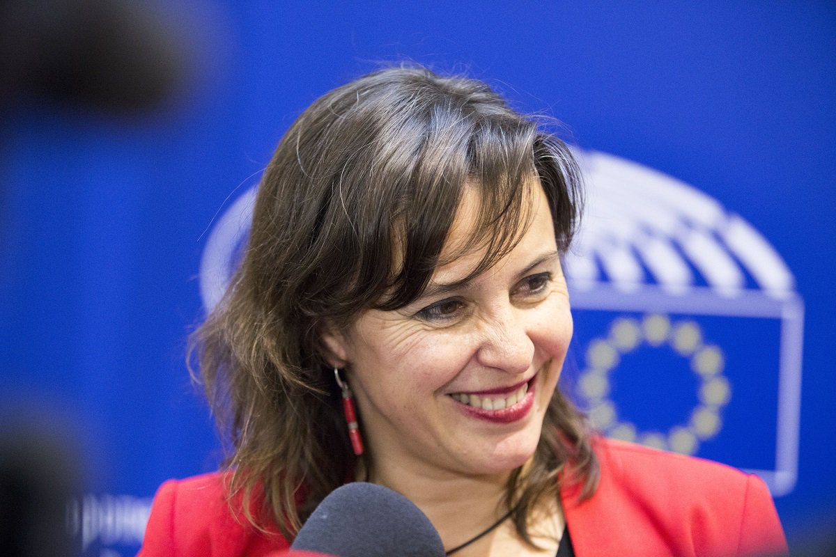 Welcome to the latest member of the LGBTI Intergroup, <a href="/anamirandapaz/">Ana Miranda</a> <a href="/obloque/">BNG - Bloque Nacionalista Galego</a> <a href="/GreensEP/">-</a>. Looking forward to work with you! 🏳️‍🌈 europarl.europa.eu/meps/fr/24942/…