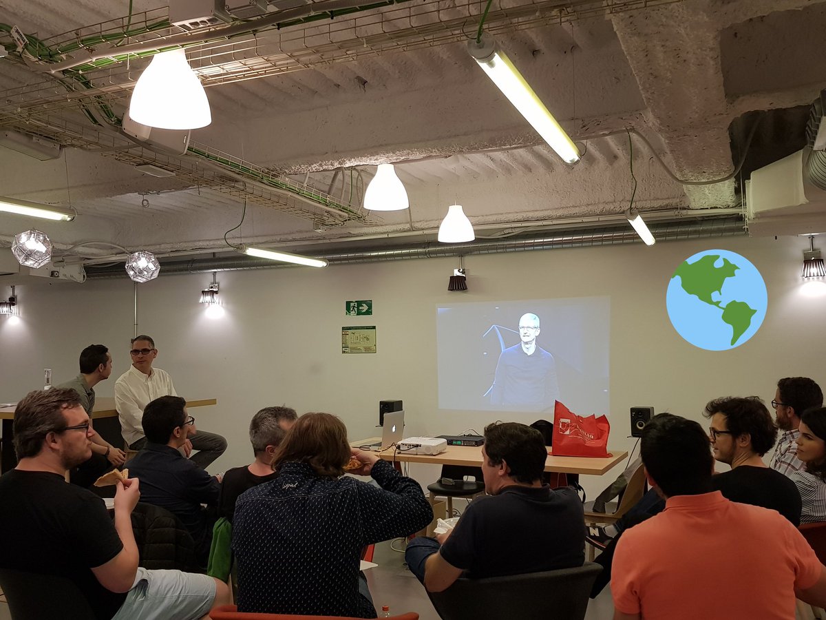 AnaAramendia's tweet image. Viendo la presentación de @Apple en #WWDC18 con @KindredGroup #SpacesRío