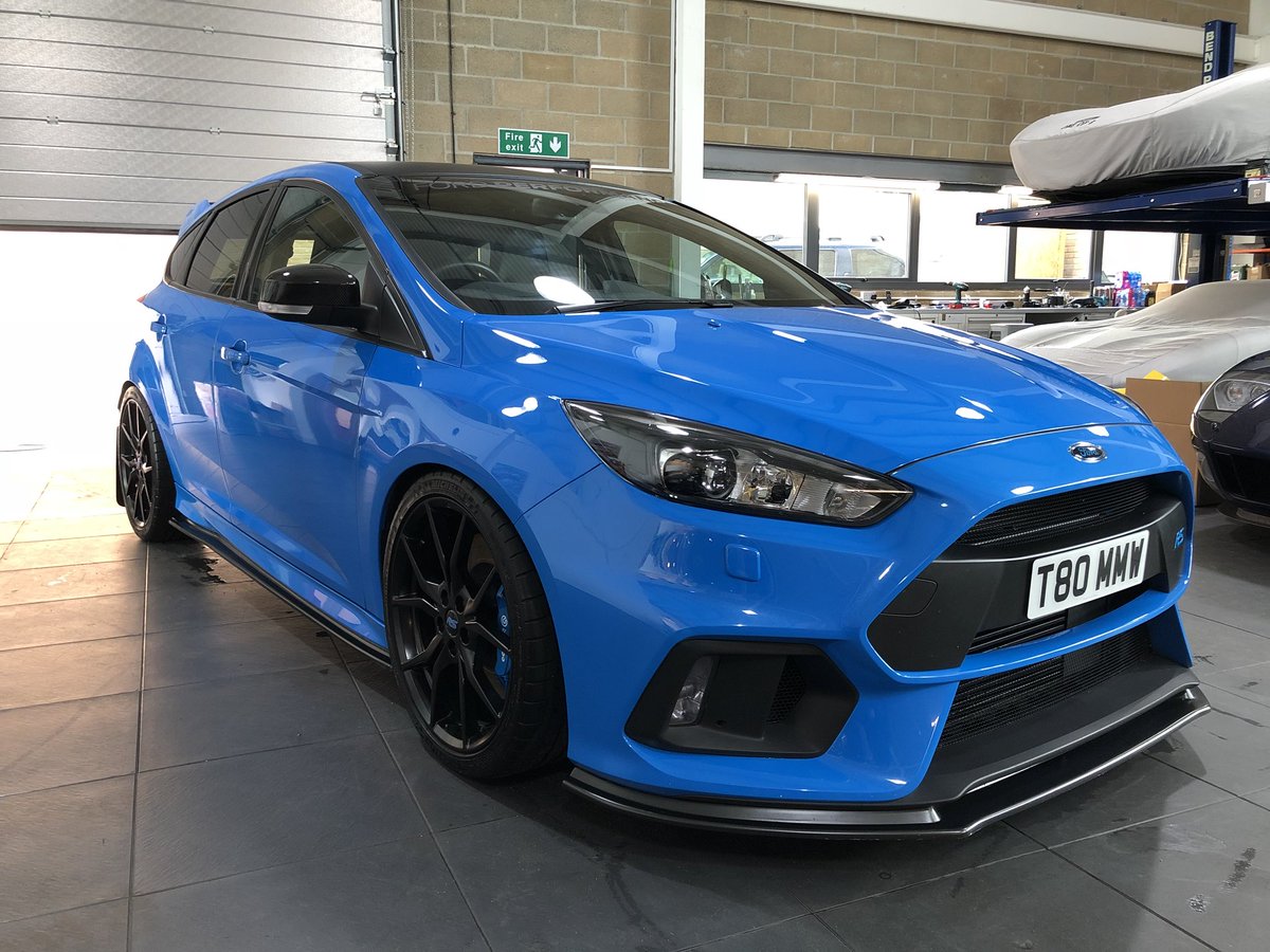 BrCarDetailing's tweet photo. @forduk #focusrs completed after its single stage gloss enhancement detail and protection from @ZainoEurope Z2 and Z5 #essexdetailer #brcardetailing @j4mou1 https://t.co/sbH9ZzYpXo