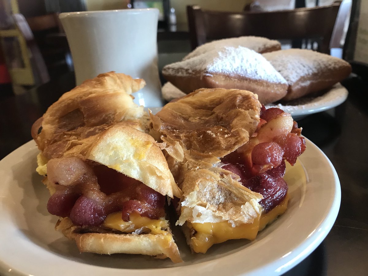 SmartWheelApp's tweet photo. You don’t need to leave #Houston to get a New Orleans experience. Crescent City Beignets lets you have a taste of Nola in your own backyard! See what this restaurant is about at https://t.co/kaHAZNBvdS. #SmartWheelApp #Smarter #Trusted #Limitless https://t.co/YF6gS1fl4X