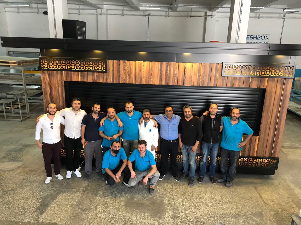 Malta’ya ürettiğimiz food kioks. Tümüyle alüminyumdan yüksek kalitede ve AB normlarında.