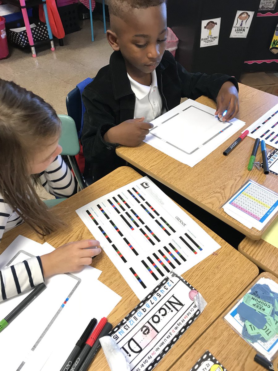 positivelyttown's tweet photo. “Whoa, coding is so cool!” @Ozobot @TinicumSchool @Mrs_Brown_ISD #ISDstudentsdeserveit https://t.co/u4WyFjwAnN