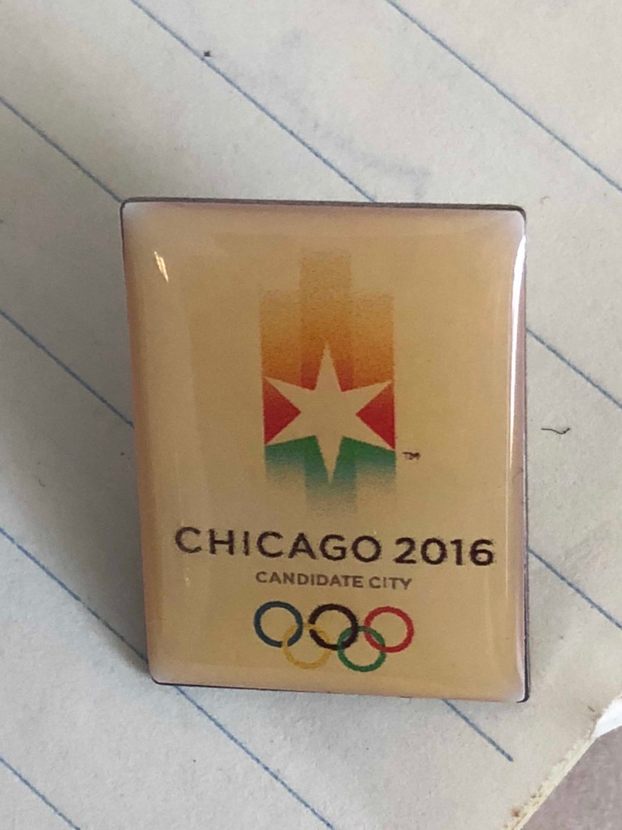 StacyStClair's tweet photo. Collector’s item making the move from Tower to Prudential. #chicago2016 cc: @davidheinzmann @patricksandusky https://t.co/0kZP0rMyMD