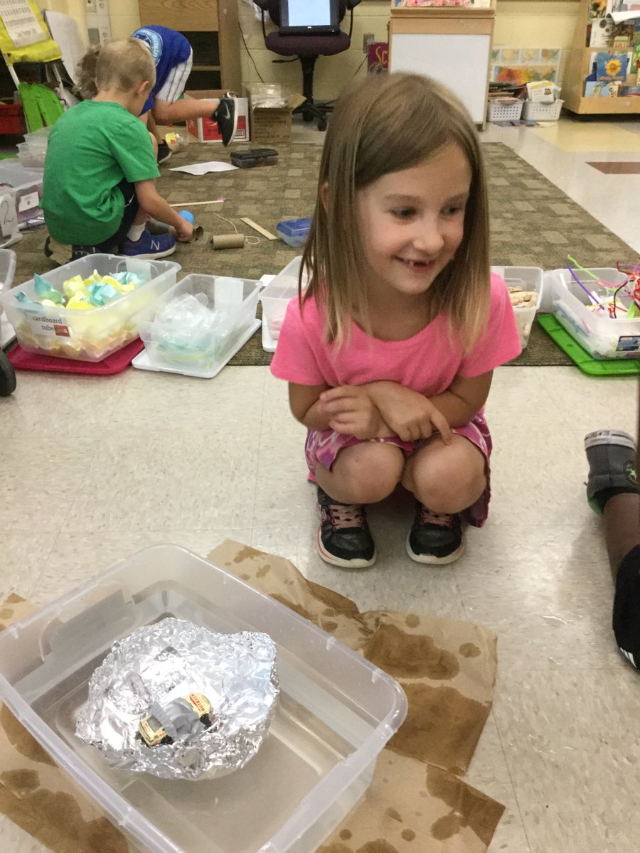 EKirkSTEM's tweet image. Discovering ways to make toys float in Mrs. Garner’s K class. Problem solving and redesign at its best! @FRESWarriors #pcpsFRES @julezvt20 #sinkfloat #STEM