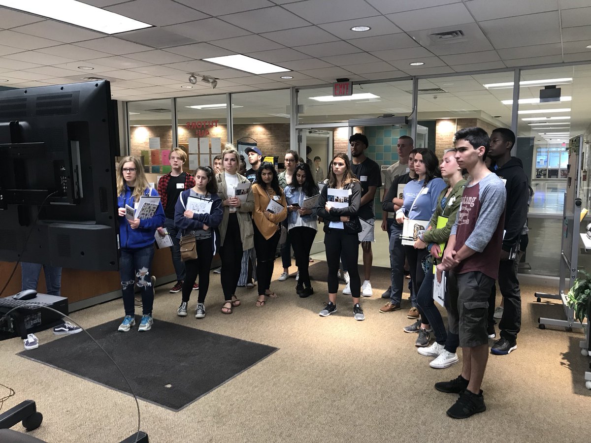 OUTutoring's tweet image. Thankful &amp;amp; excited to be a stop during New Student Orientation throughout the summer! We are just one of the many great, free services that Oakland University has to offer! #ThisIsOU