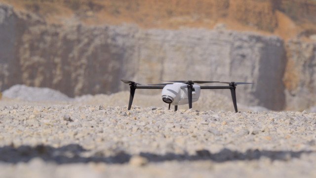 kespry's tweet photo. How asphalt plants can benefit from investing in drones to help measure stockpiles and improve worker safety -- Read the new @4ConstructnPros feature: 
https://t.co/SWVqg8Bxg9 #aggregates #inventorymanagement #drones https://t.co/NjhIQfJJtB