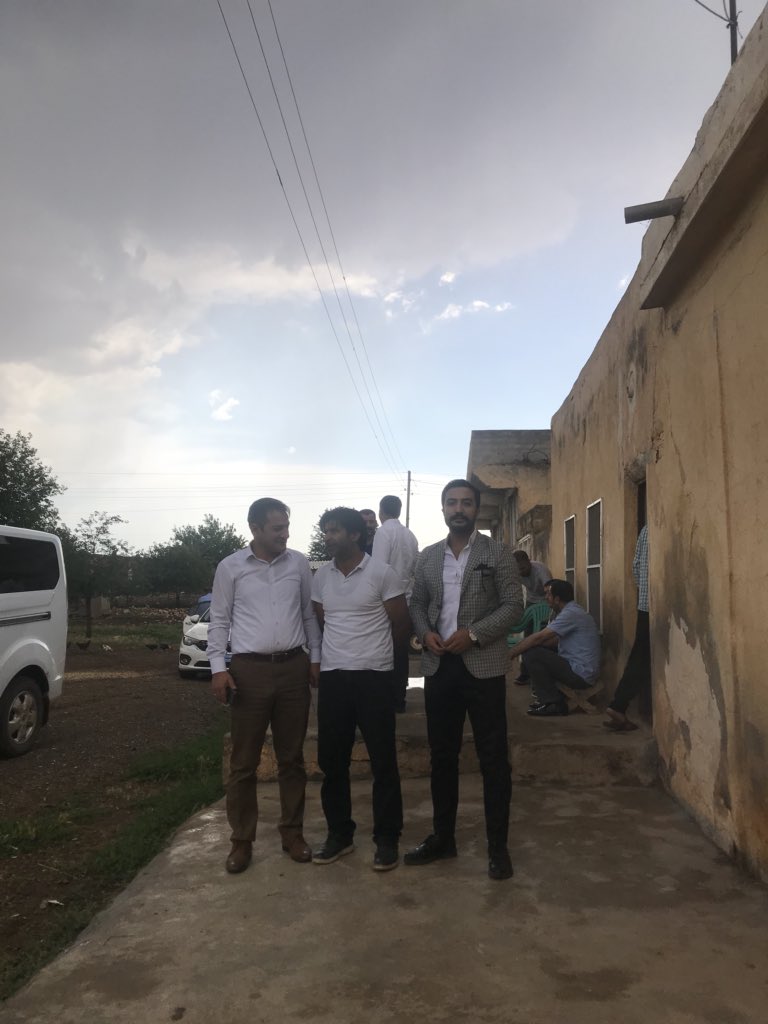ibrahimtugbay's tweet photo. Karış karış gezerek Sıkılmadık el bırakmayarak #YaparsaAkPartiYapar dedik. 24 Haziran da Kirli ittifakların hezimeti için #DurmakYokYolaDevam
@malicevheri @aslanalibayik https://t.co/KWJO4gByL0