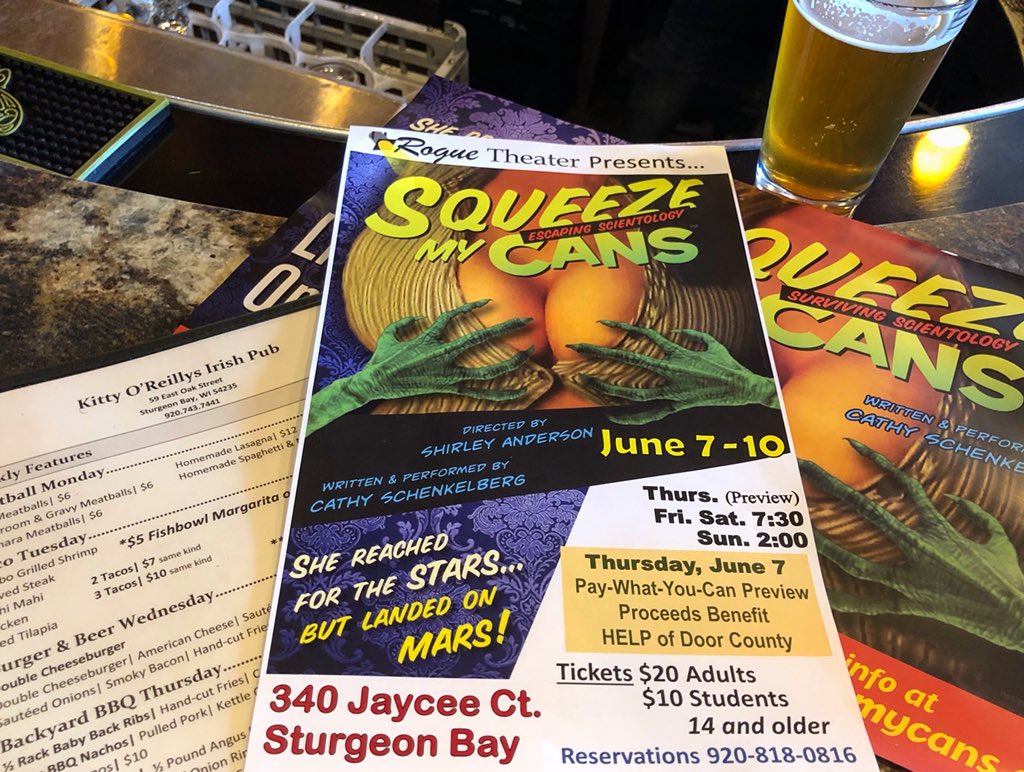 squeezemycans's tweet photo. Getting to know the locals...it seems as though this Midwest girl and her Van are stirring things up. #survivingscientology
#soloshow next up #fringe #canada
#winefest #comeforthefun
#doorcounty #sturgeonbay #roguetheatre #squeezemyvan #squeezemycans https://t.co/eaJ46cyHMJ