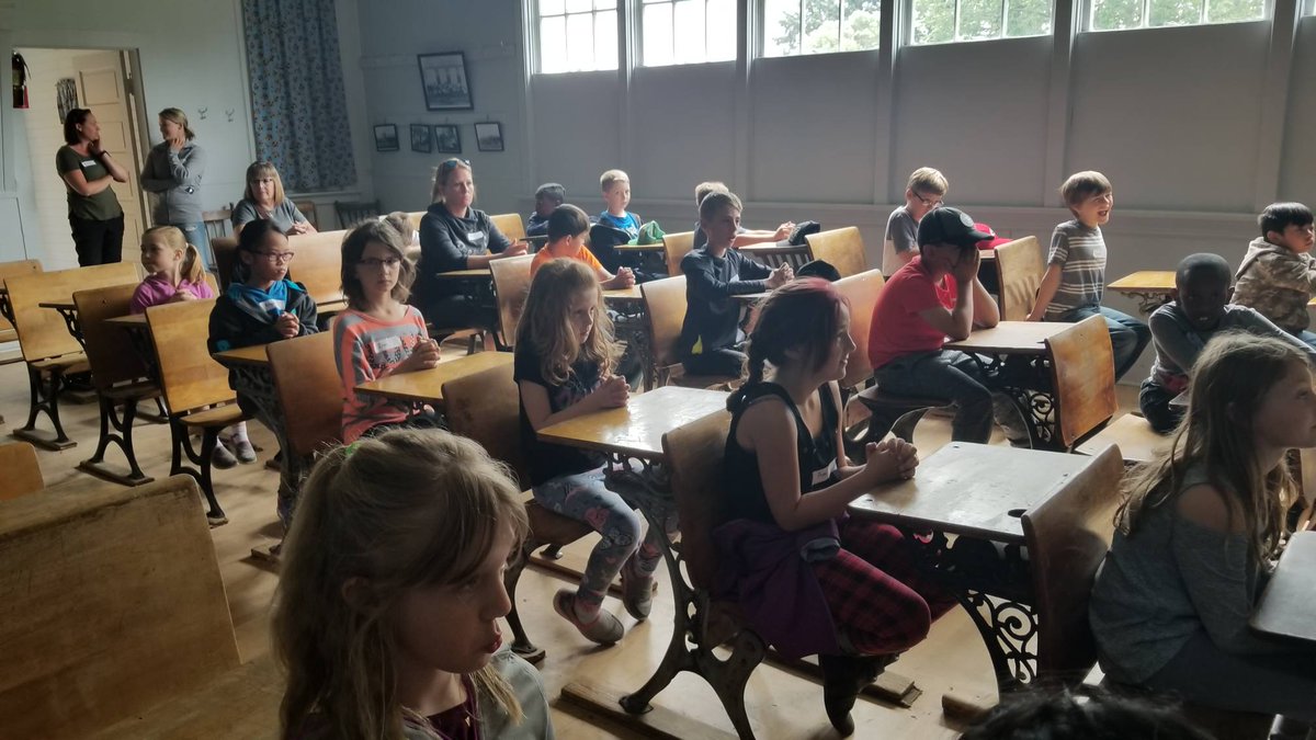 ecolebw's tweet photo. Our Gr. 3' had a fantastic day for a trip into the past. Thanks to all our parent volunteers! #Markerville #kickinitoldschool https://t.co/9JPpb9stgg