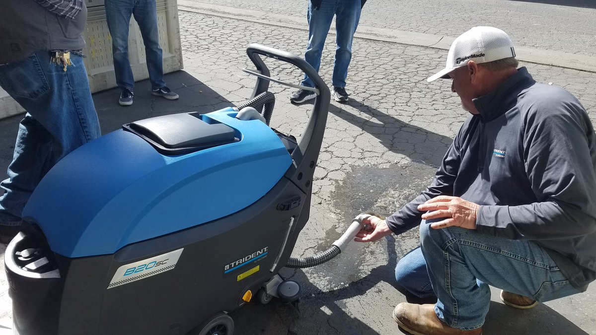 SBCFoodBank's tweet image. Max Sparrer of Hillyard sets up a #Hillyard Trident floor scrubber at Community FoodBank. FoodBank recently acquired the scrubber through Central Ag Supply LLC of Hollister. #localgood